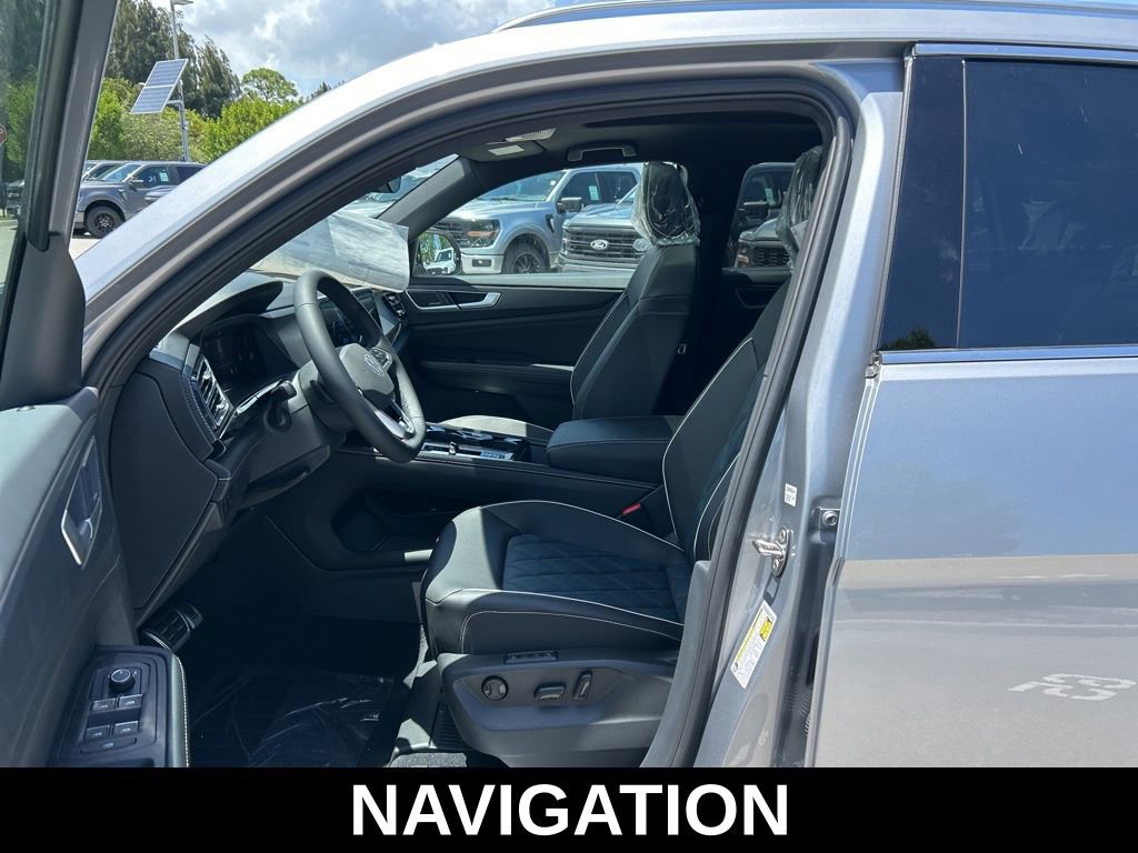 New 2025 Volkswagen Atlas Cross Sport SEL Premium R-Line image 9