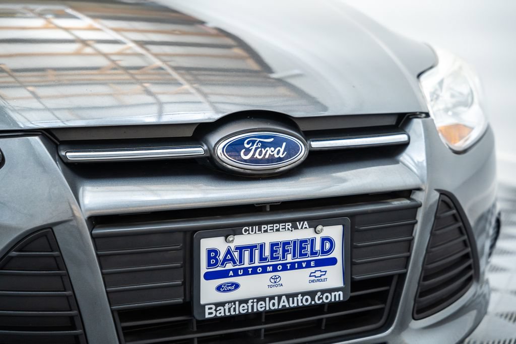 Used 2014 Ford Focus SE FWD image 12
