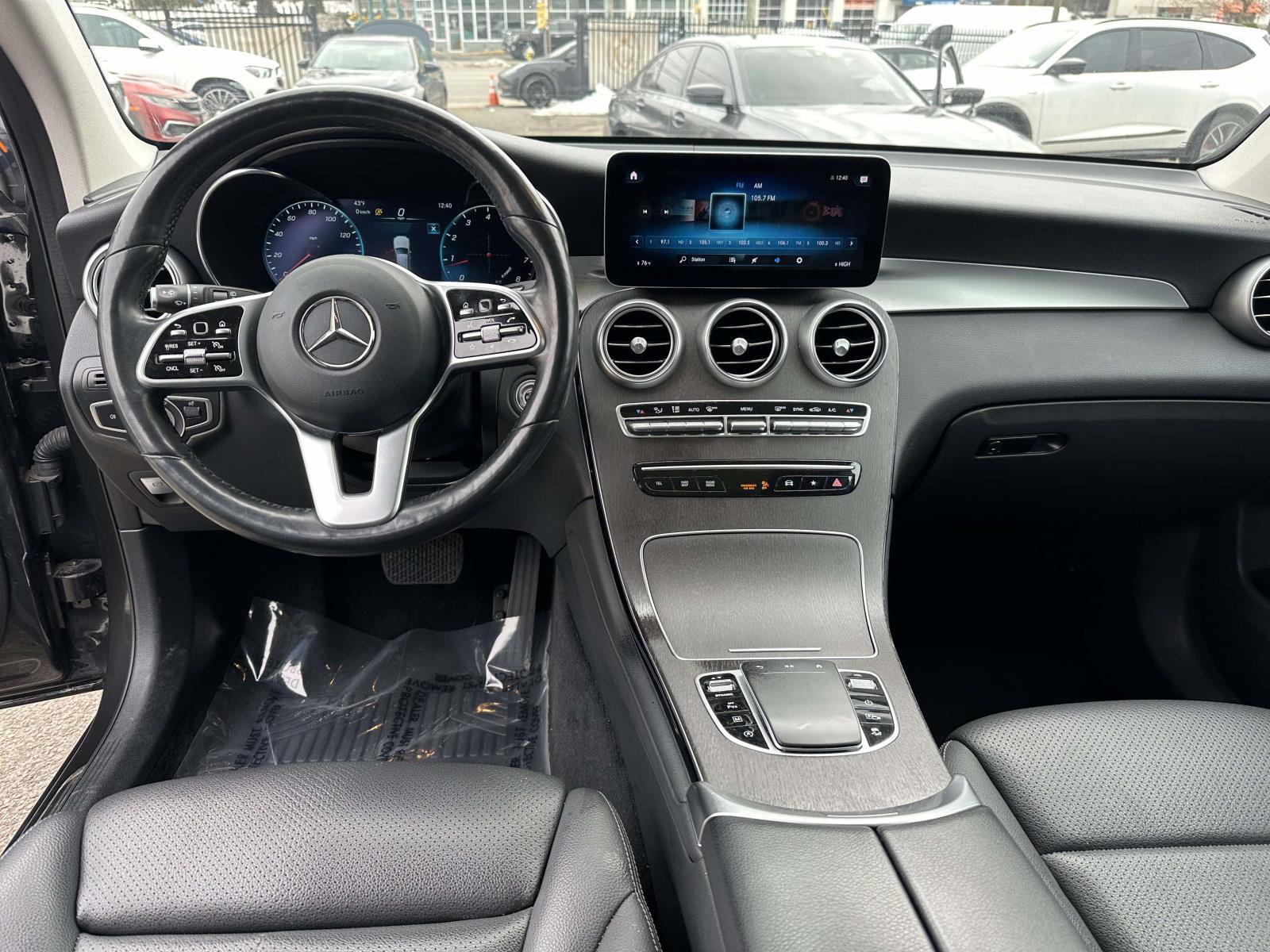 Used 2021 Mercedes-Benz GLC 300 4MATIC image 19