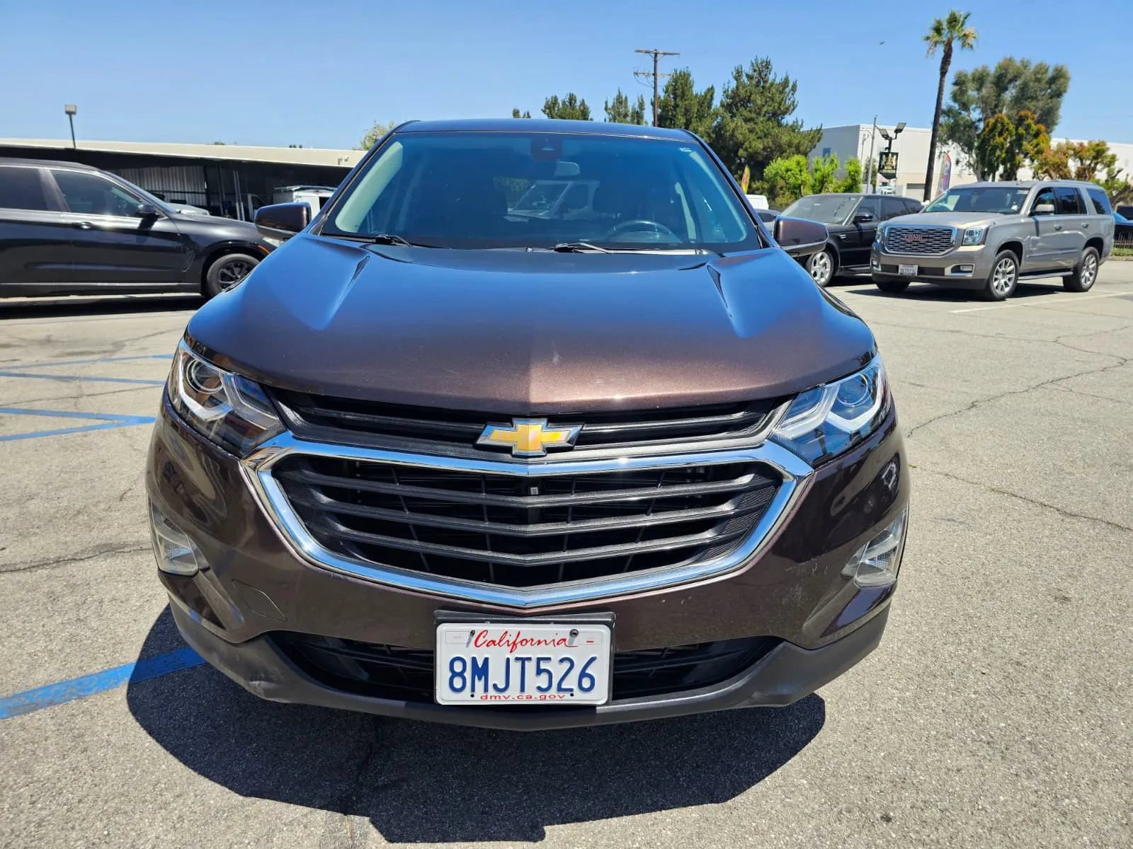 Used 2020 Chevrolet Equinox LT FWD image 2