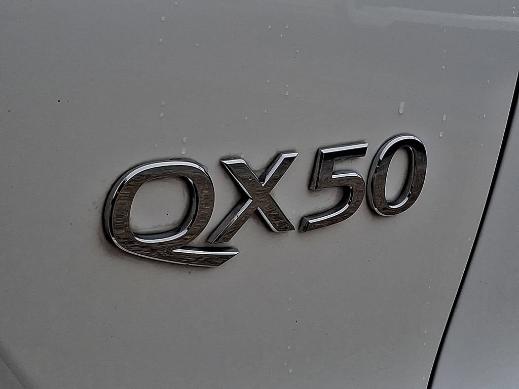 Used 2022 INFINITI QX50 Luxe AWD/4WD image 33