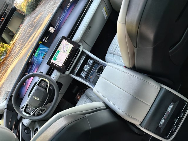 New 2026 Lincoln Nautilus Reserve AWD/4WD image 21