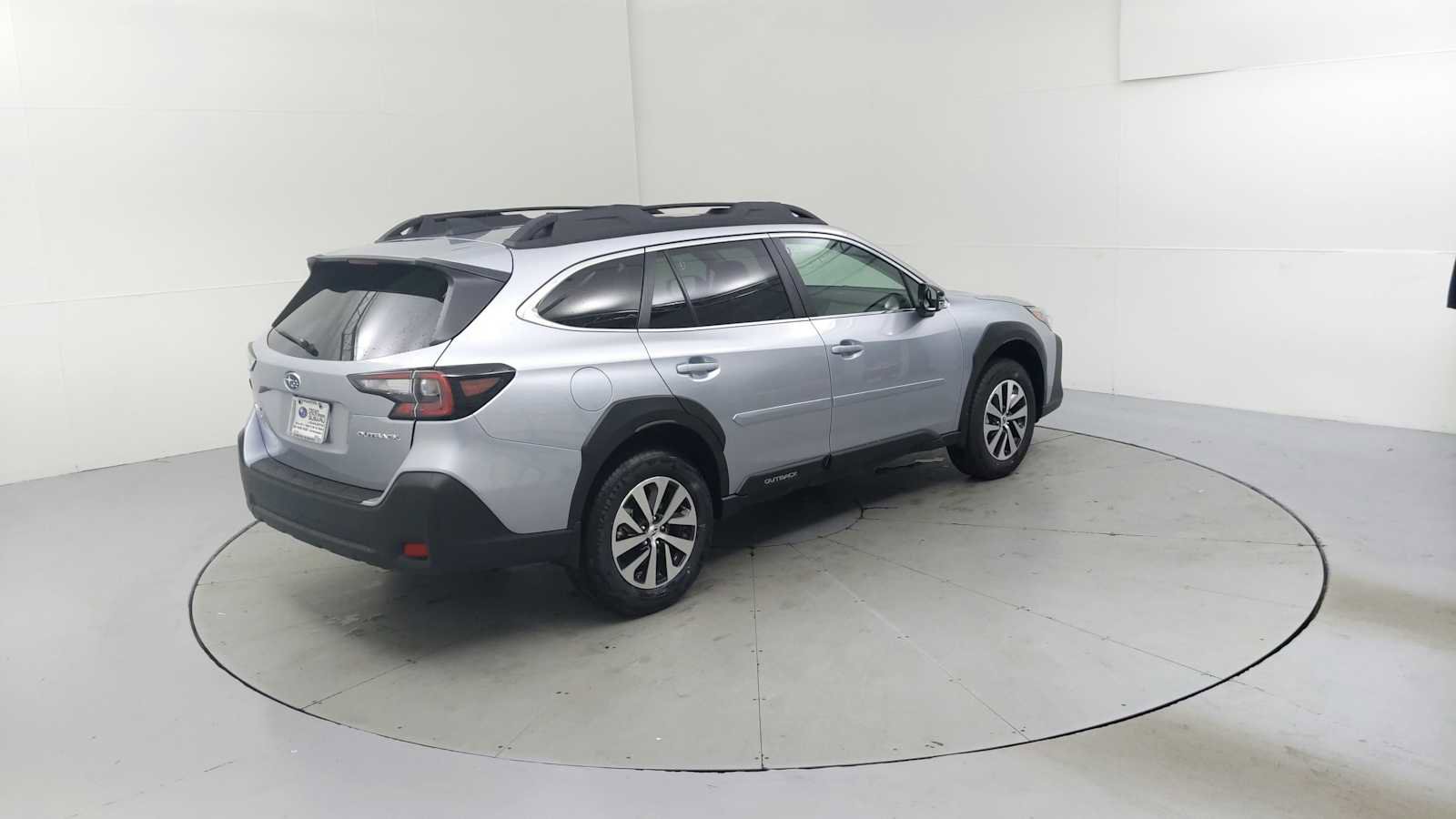 New 2025 Subaru Outback Premium image 10