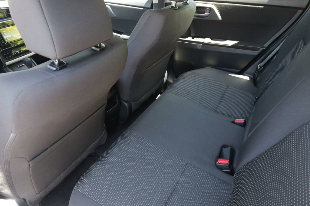 Used 2018 Toyota Corolla iM w/ Carpet Mat Package (TMS) image 13