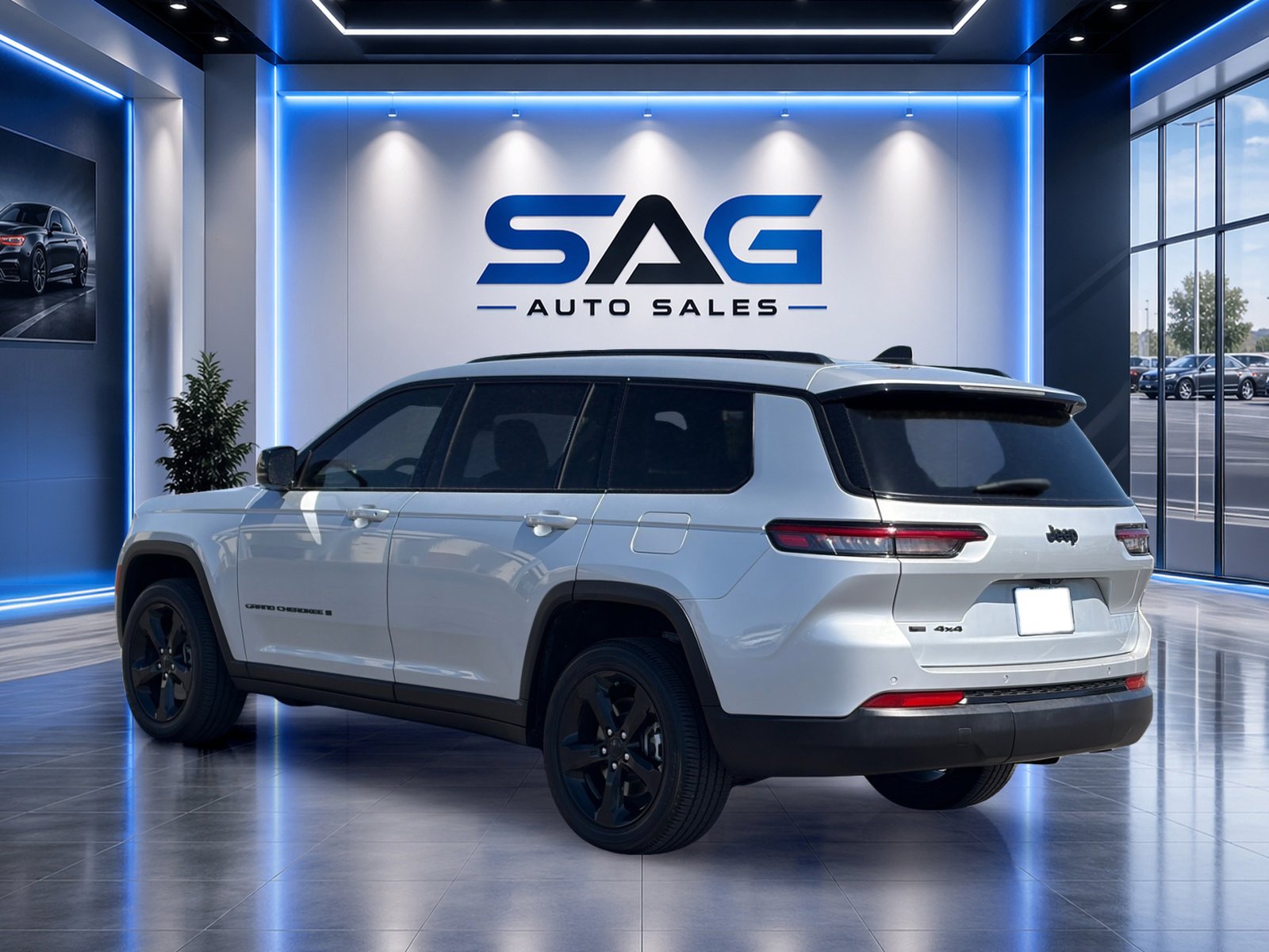 Used 2023 Jeep Grand Cherokee L Laredo AWD/4WD image 8