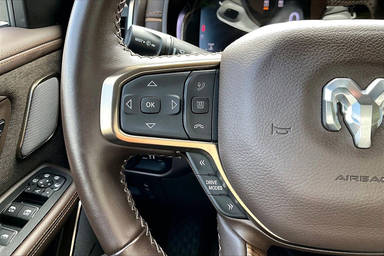 Used 2025 RAM 1500 Limited AWD/4WD image 30