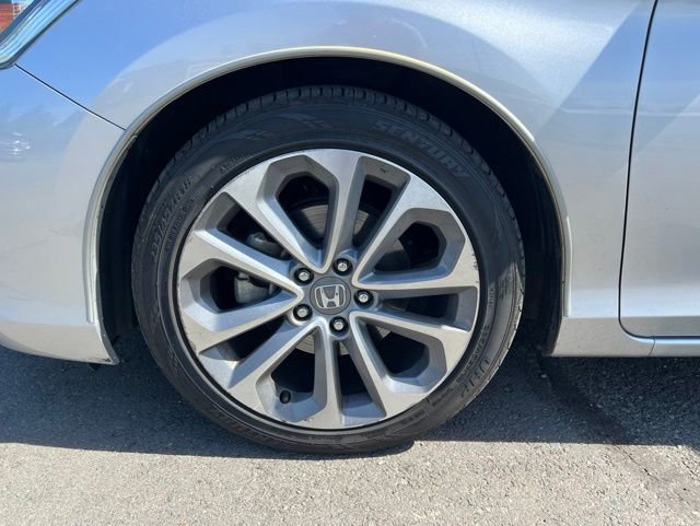 Used 2014 Honda Accord Sport image 9