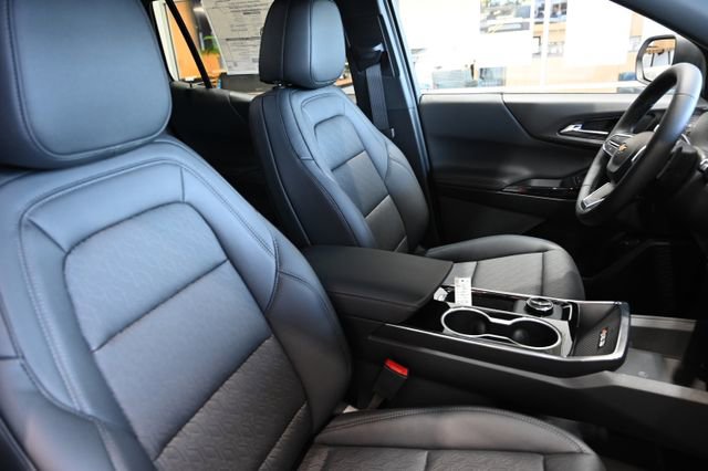 New 2026 Chevrolet Equinox LT FWD image 8