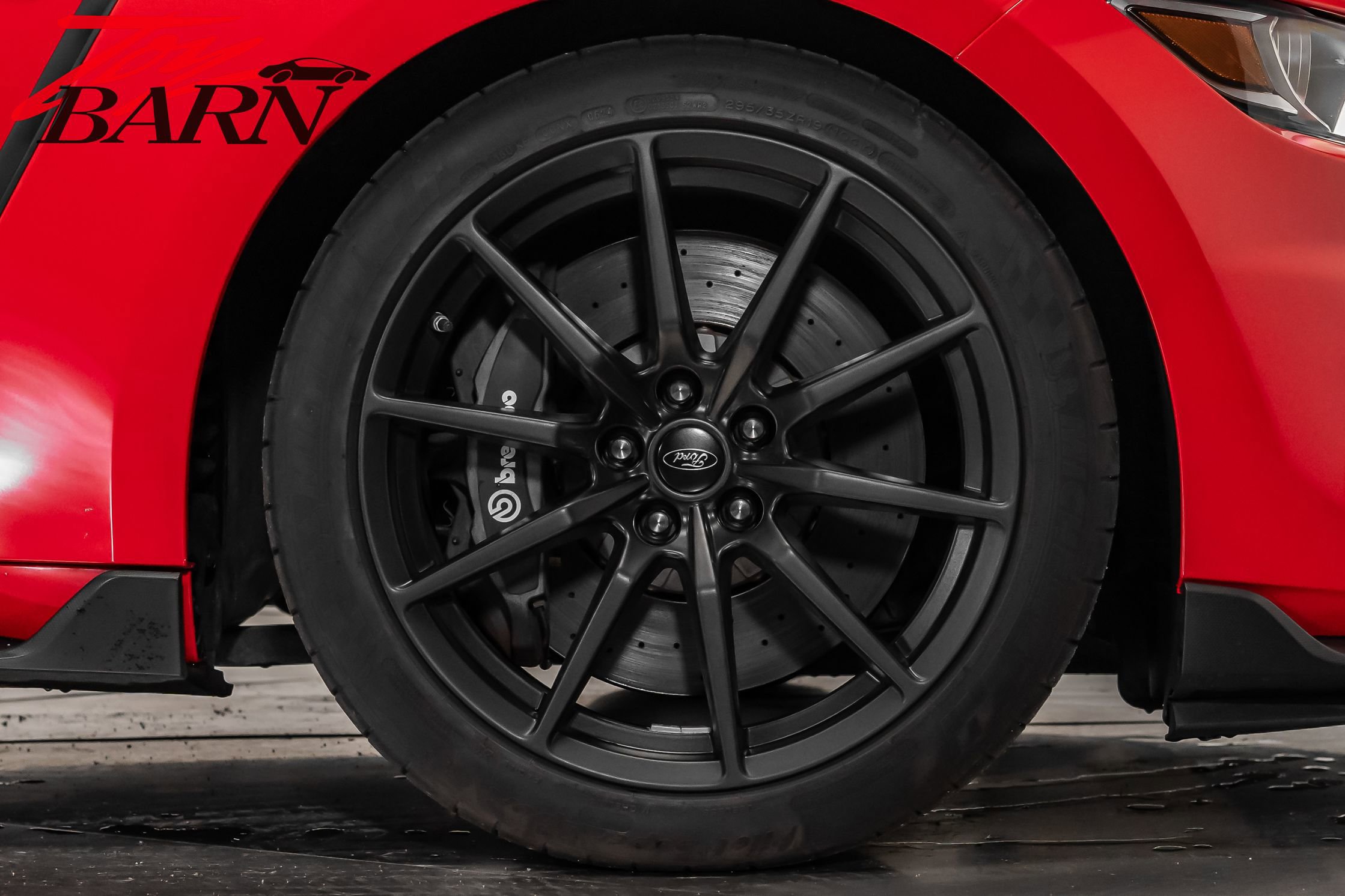 Used 2016 Ford Mustang Shelby GT350 w/ Technology Package image 15