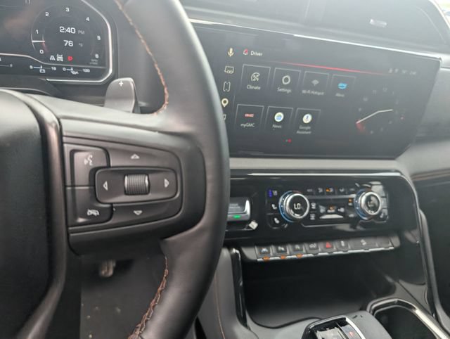 Used 2025 GMC Sierra 1500 AT4 AWD/4WD image 19