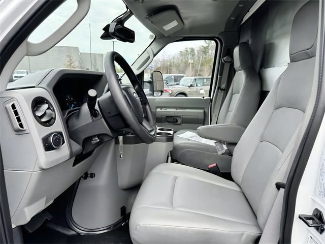 New 2025 Ford E-350 and Econoline 350 Super Duty w/ Driver's Safety Package RWD image 26