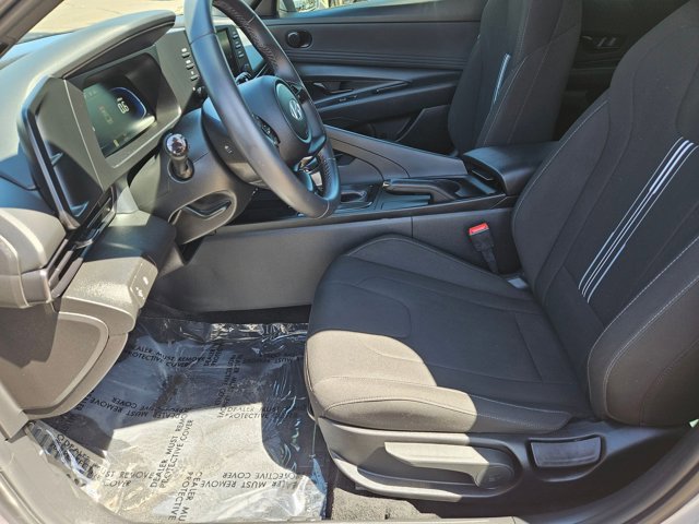 Used 2025 Hyundai Elantra Sport image 20