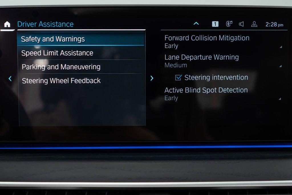 Used 2023 BMW 540i xDrive w/ Premium Package AWD/4WD image 27