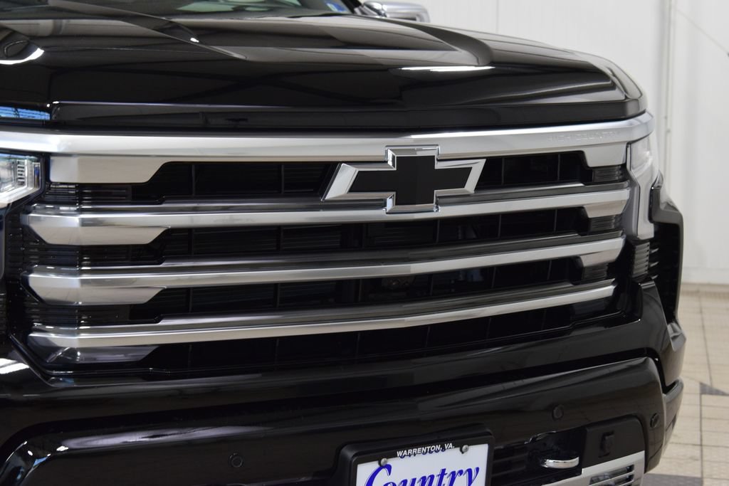 New 2026 Chevrolet Silverado 1500 High Country w/ Technology Package AWD/4WD image 11