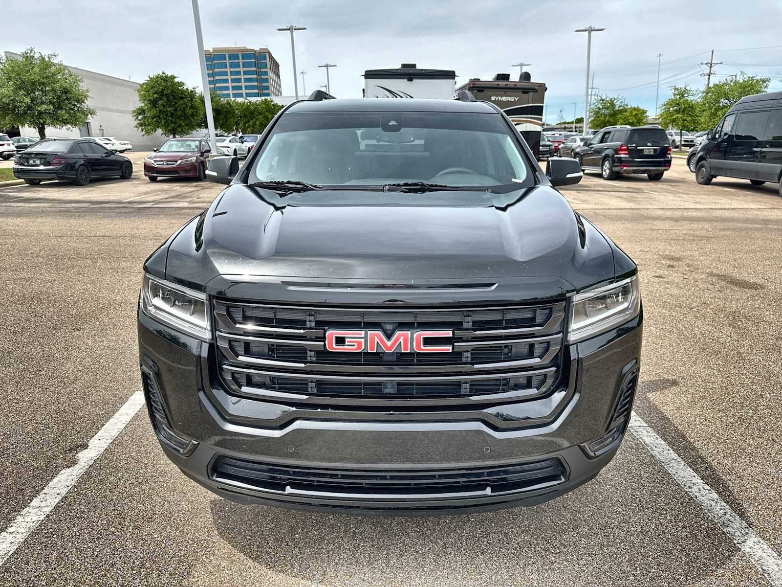 Used 2022 GMC Acadia SLE w/ Driver Convenience Package FWD image 12