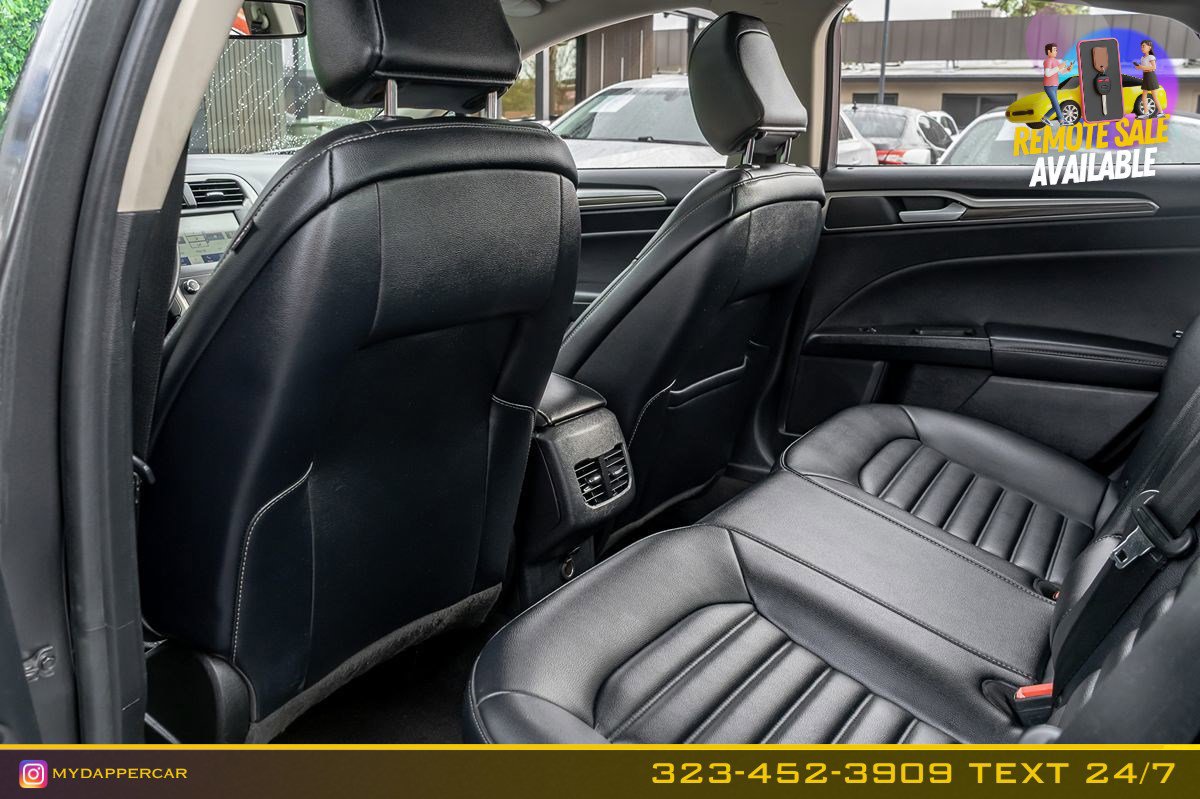 Used 2020 Ford Fusion SEL image 14
