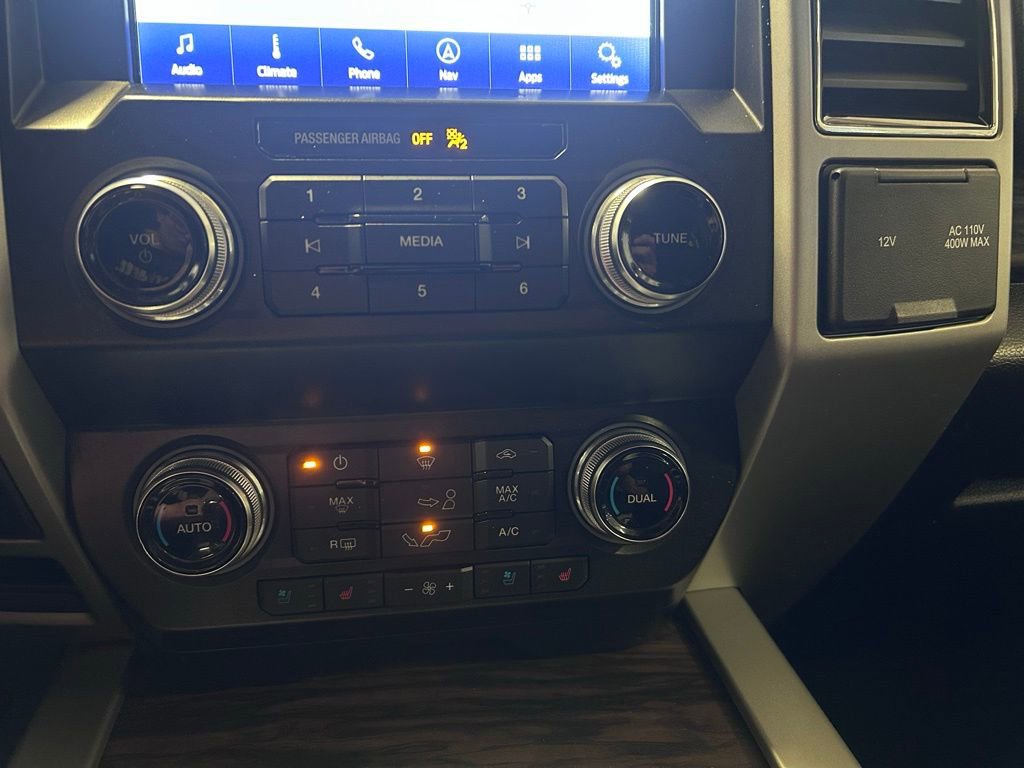 Used 2020 Ford F150 Lariat w/ Equipment Group 502A Luxury AWD/4WD image 18