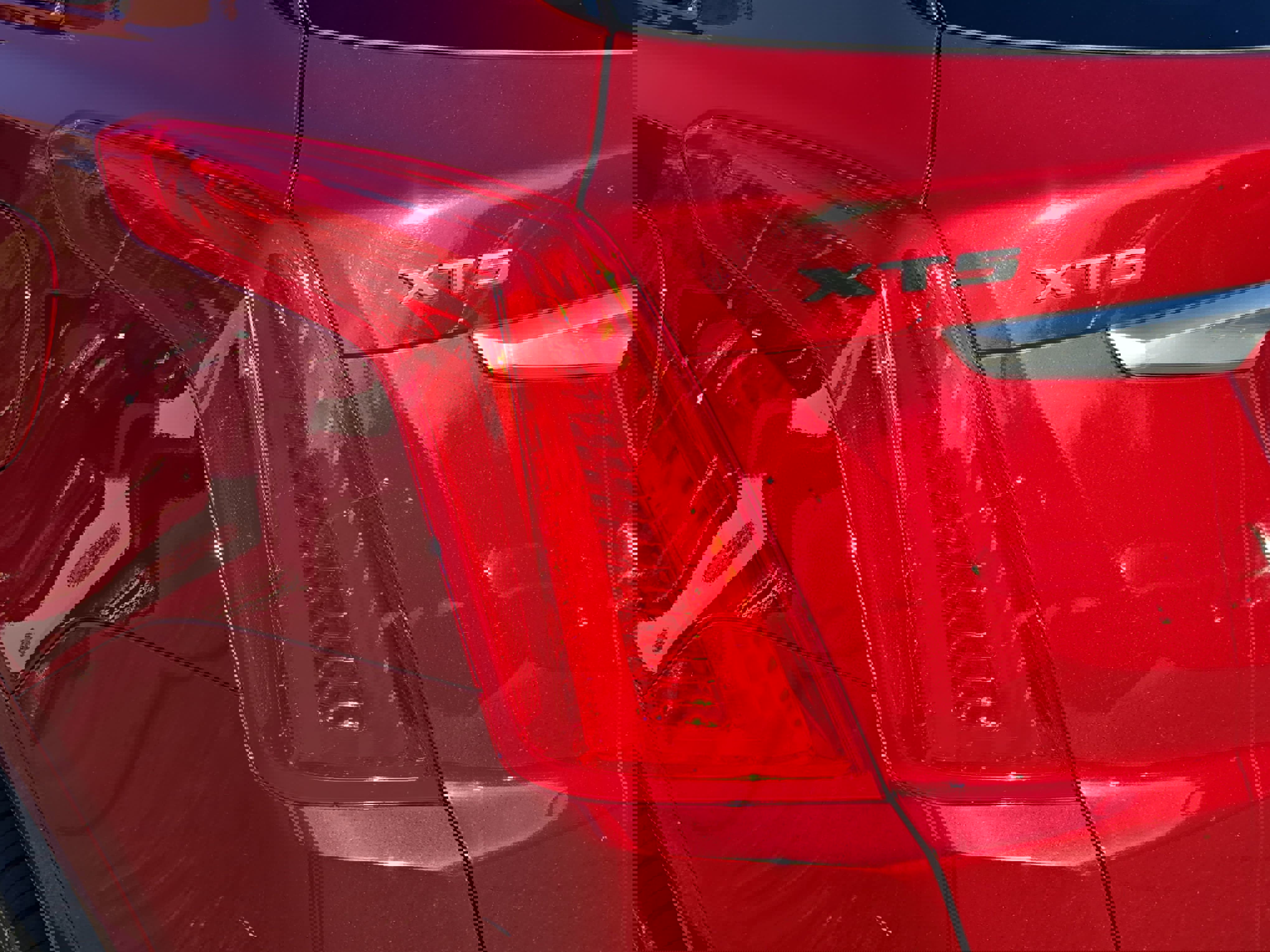 Used 2017 Cadillac XT5 Premium Luxury image 35