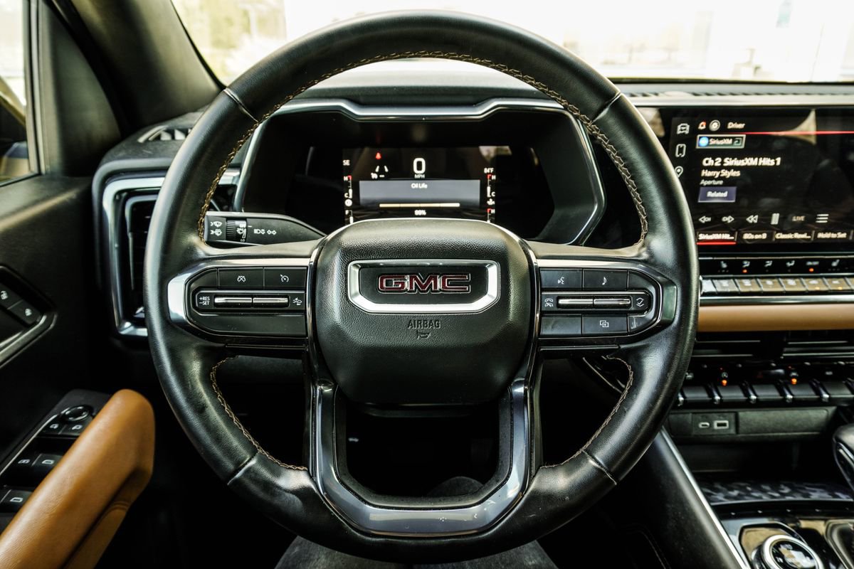 Used 2023 GMC Canyon AT4 w/ Canyon Safety Plus Package image 14