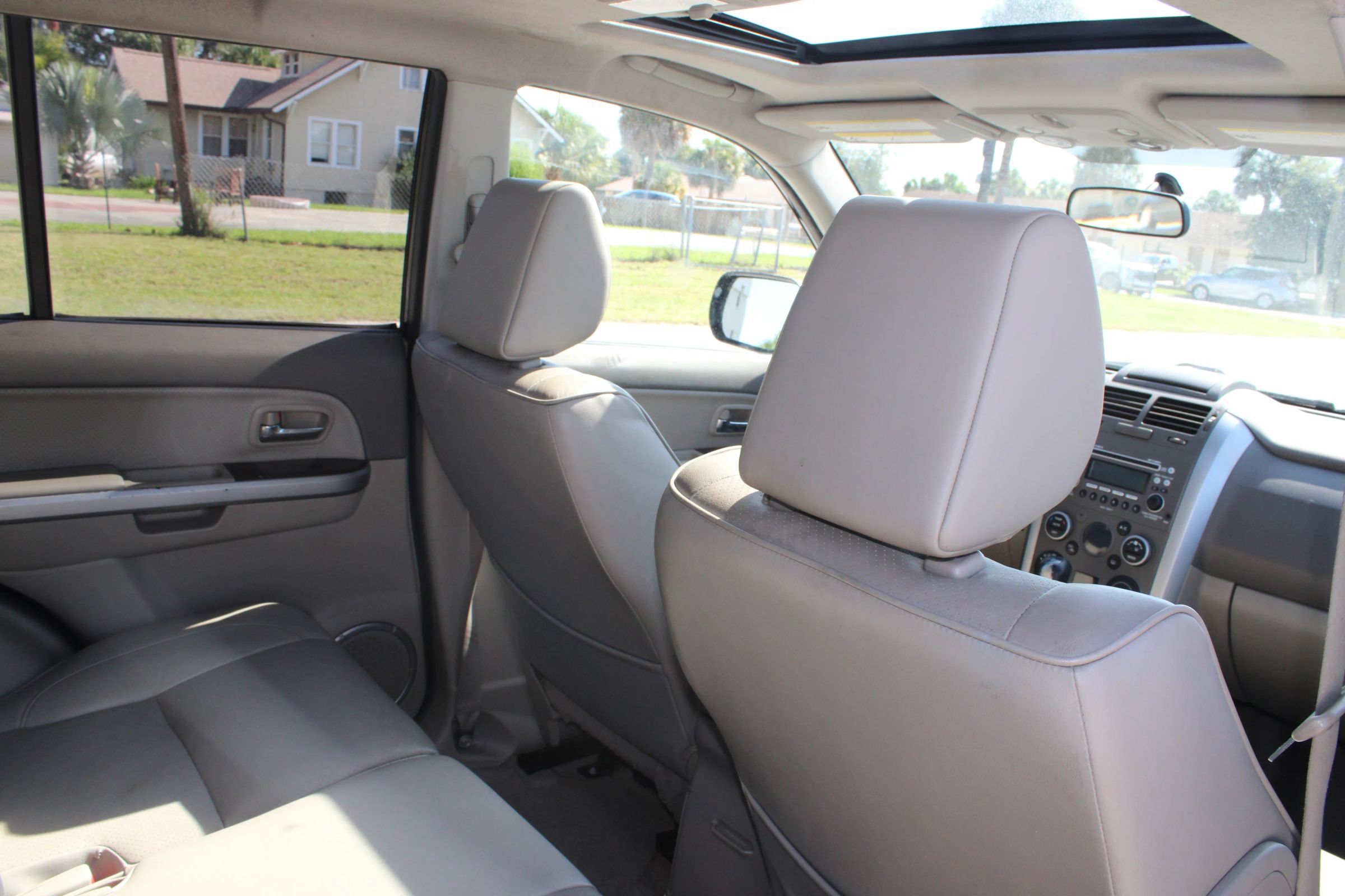 Used 2012 Suzuki Grand Vitara Limited AWD/4WD image 28