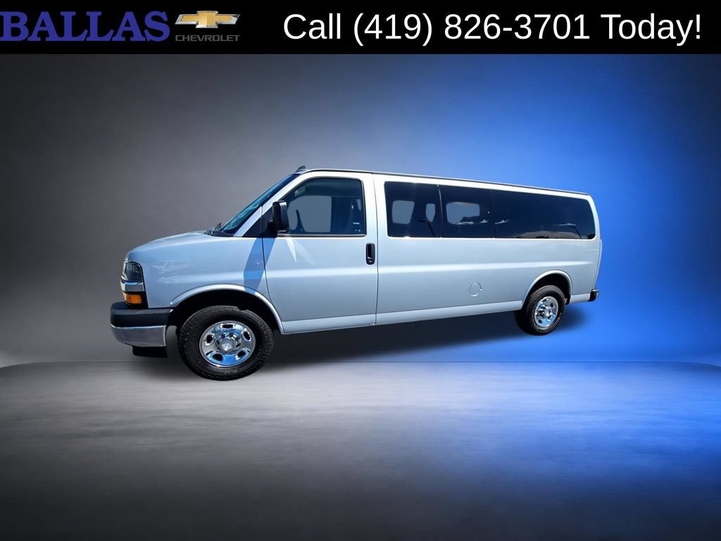 Certified 2018 Chevrolet Express 3500 LT w/ LT Preferred Equipment Group RWD image 4