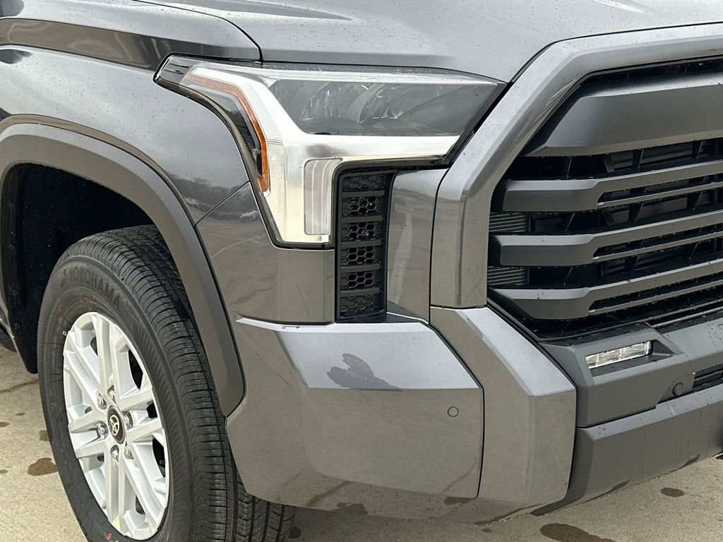 New 2026 Toyota Tundra SR5 image 10