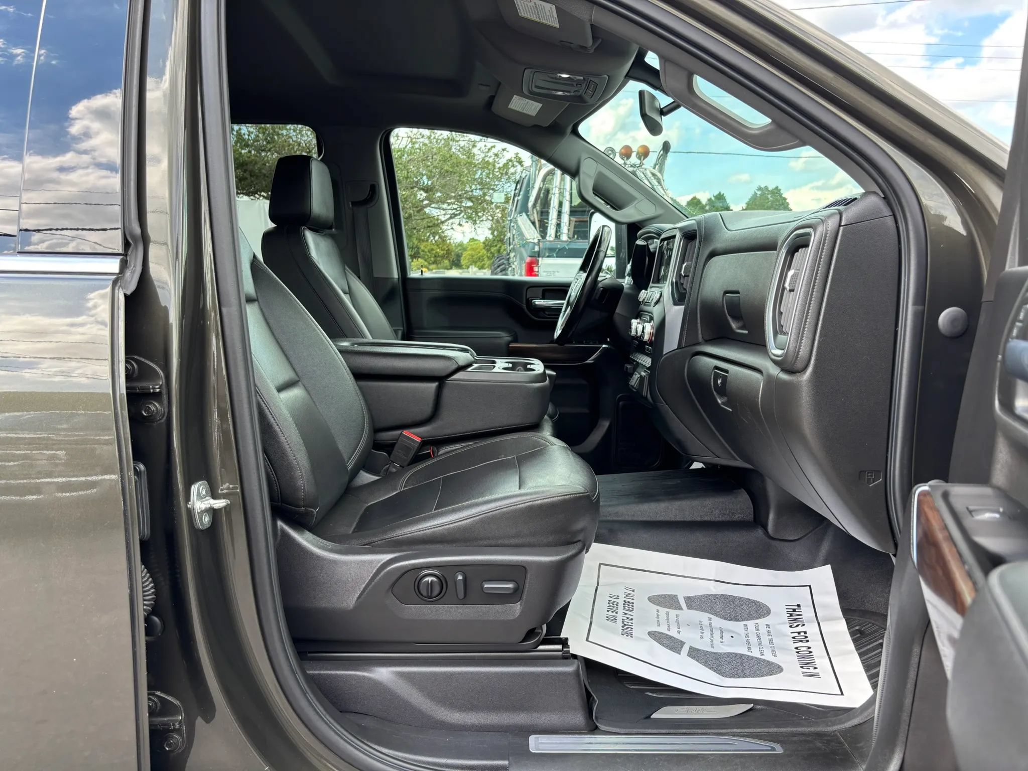Used 2022 GMC Sierra 2500 SLT AWD/4WD image 34