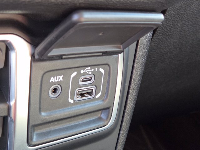 Used 2026 Jeep Wrangler Unlimited Sport AWD/4WD image 27