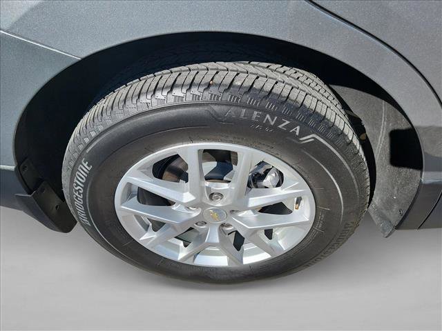 Used 2023 Chevrolet Equinox LT w/ LPO, Floor Liner Package image 11
