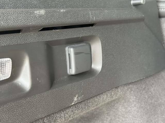 Used 2024 Buick Envision Preferred AWD/4WD image 9
