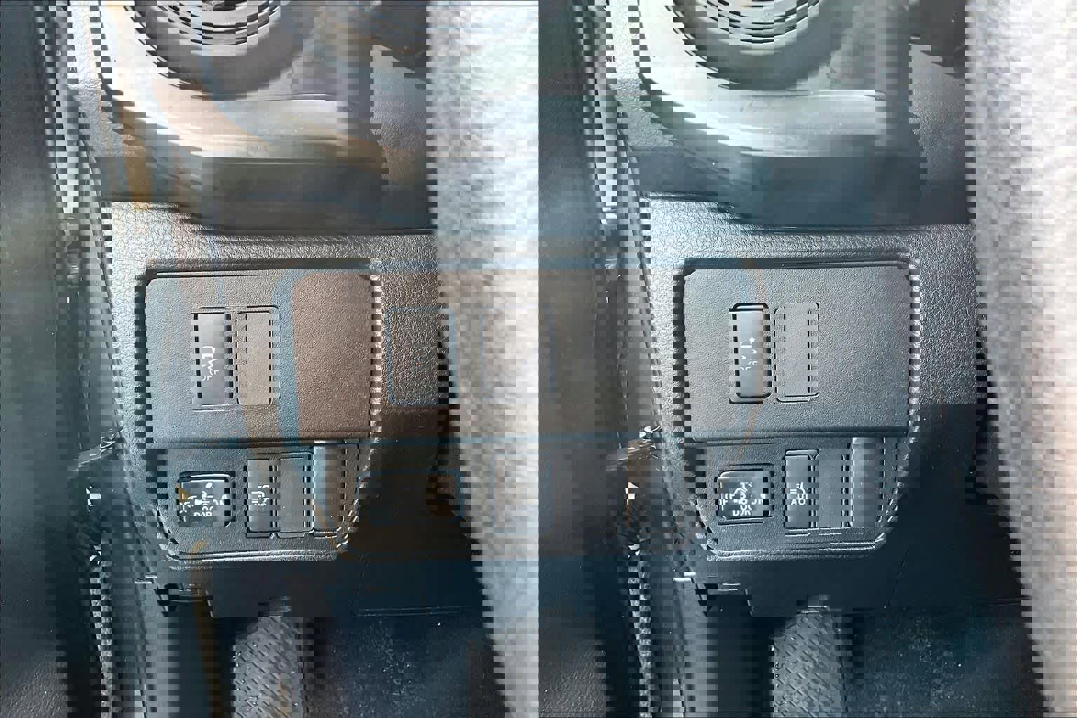 Used 2021 Toyota Tacoma SR w/ SR Convenience Package RWD image 32