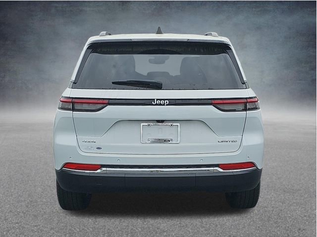 Used 2024 Jeep Grand Cherokee Limited AWD/4WD image 5