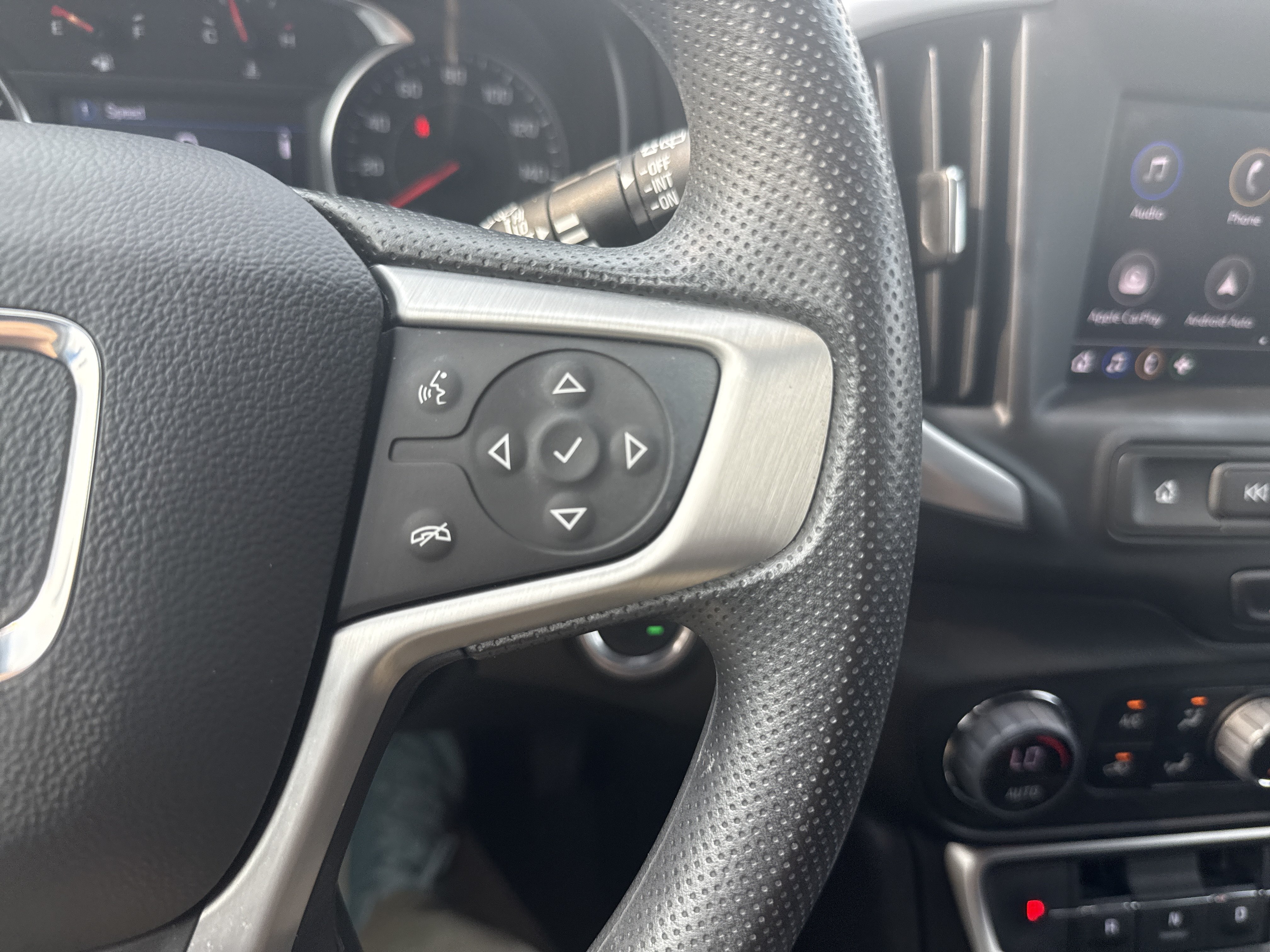 Used 2023 GMC Terrain SLE w/ Driver Convenience Package AWD/4WD image 20