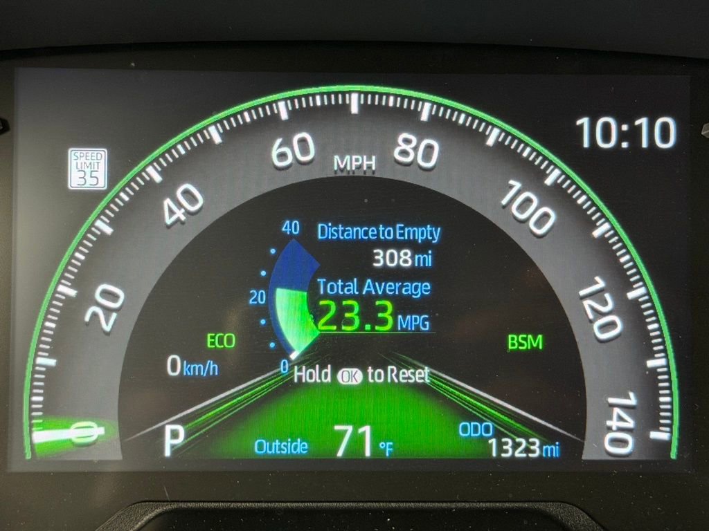 Certified 2025 Toyota RAV4 LE FWD image 27