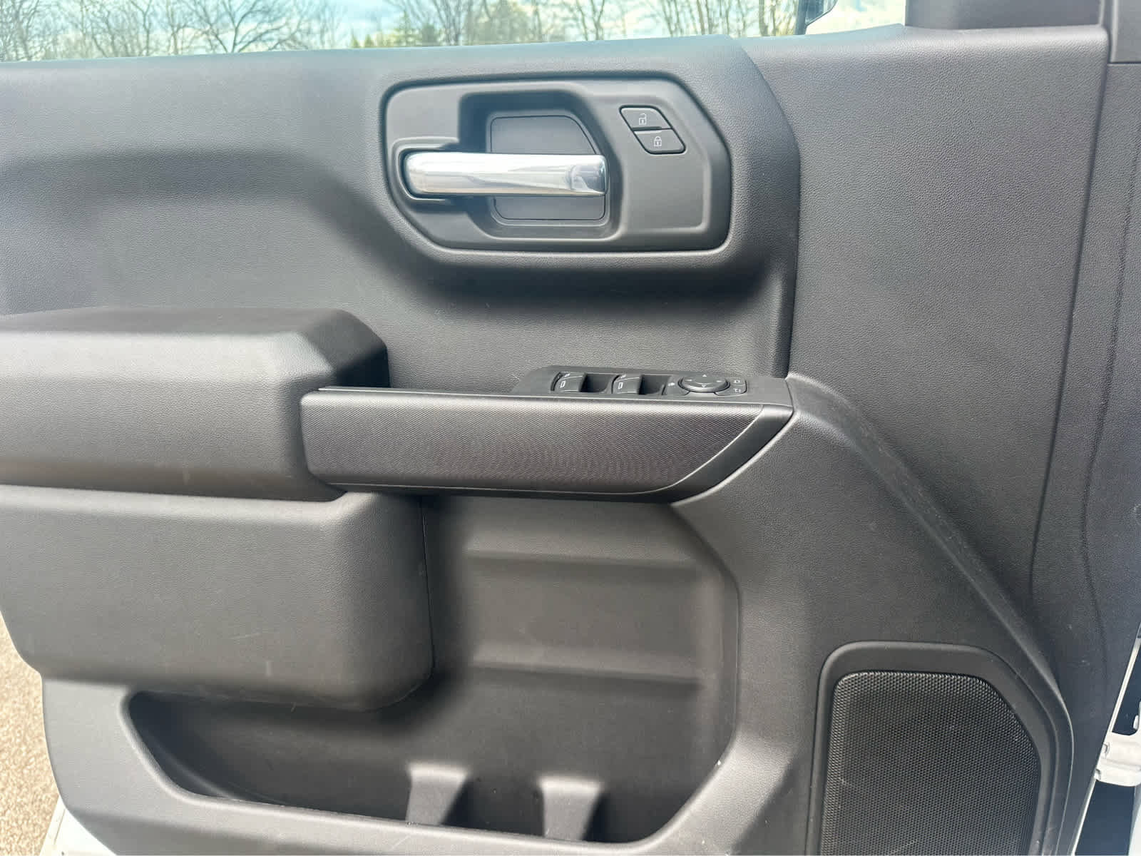 Used 2024 Chevrolet Silverado 1500 Custom w/ LPO, Dark Essentials Package image 17