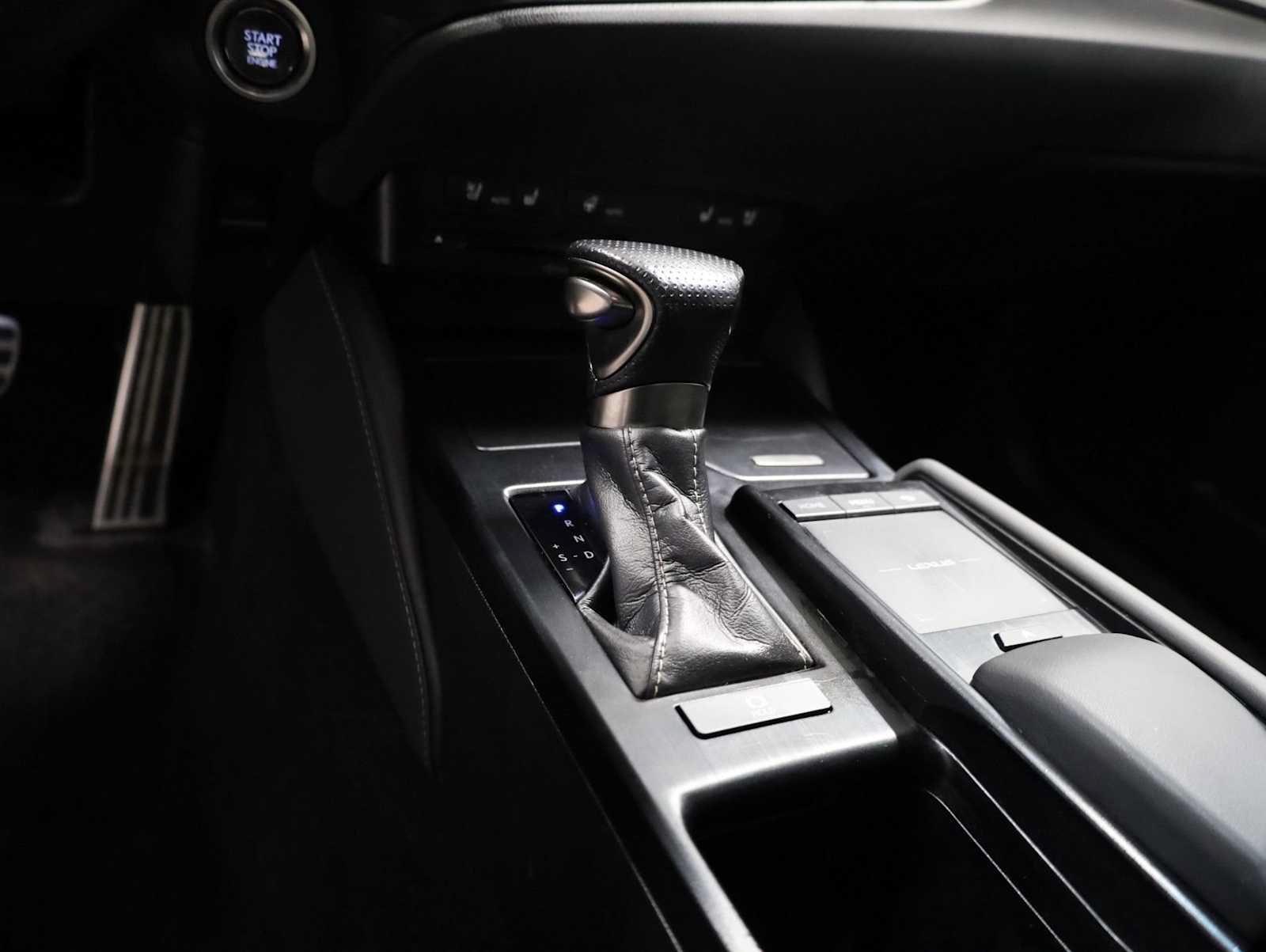 Used 2020 Lexus ES 350 F Sport w/ Accessory Package 2 FWD image 25