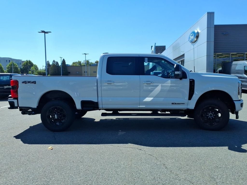 New 2026 Ford F250 XLT w/ XLT Premium Package AWD/4WD image 4
