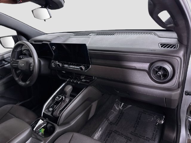 Used 2025 Chevrolet Colorado Trail Boss AWD/4WD image 28