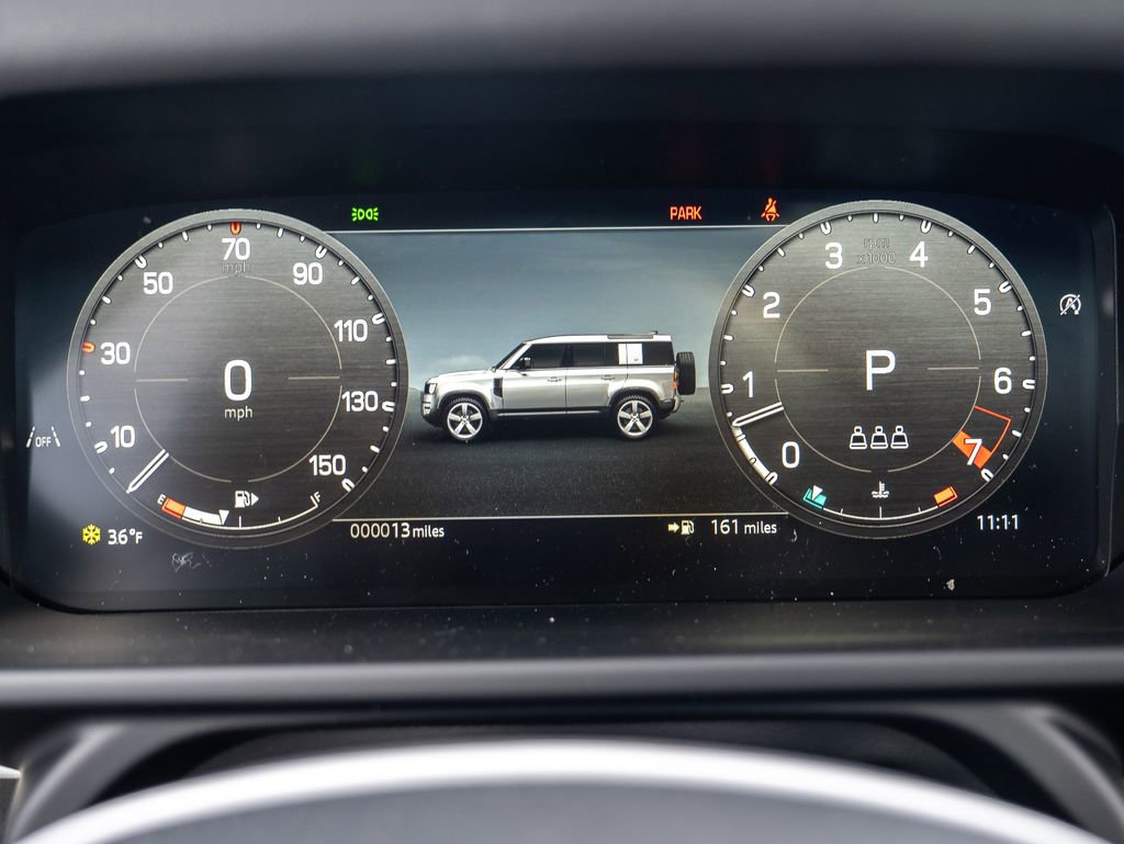 New 2026 Land Rover Defender 110 X-Dynamic SE image 13