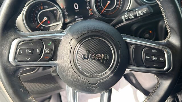 Used 2019 Jeep Wrangler Unlimited Sahara image 16