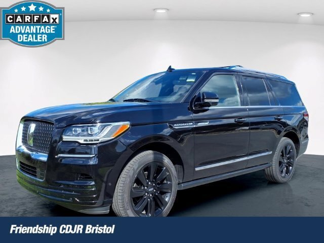 Used 2022 Lincoln Navigator Reserve AWD/4WD image 1
