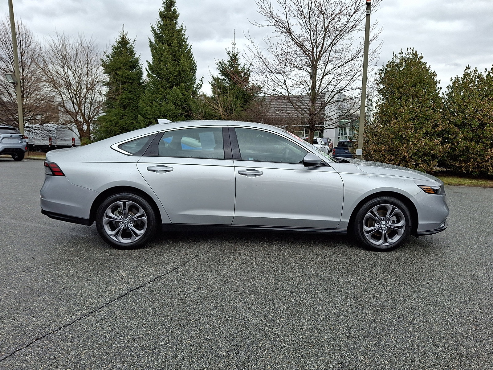 Used 2024 Honda Accord EX image 7