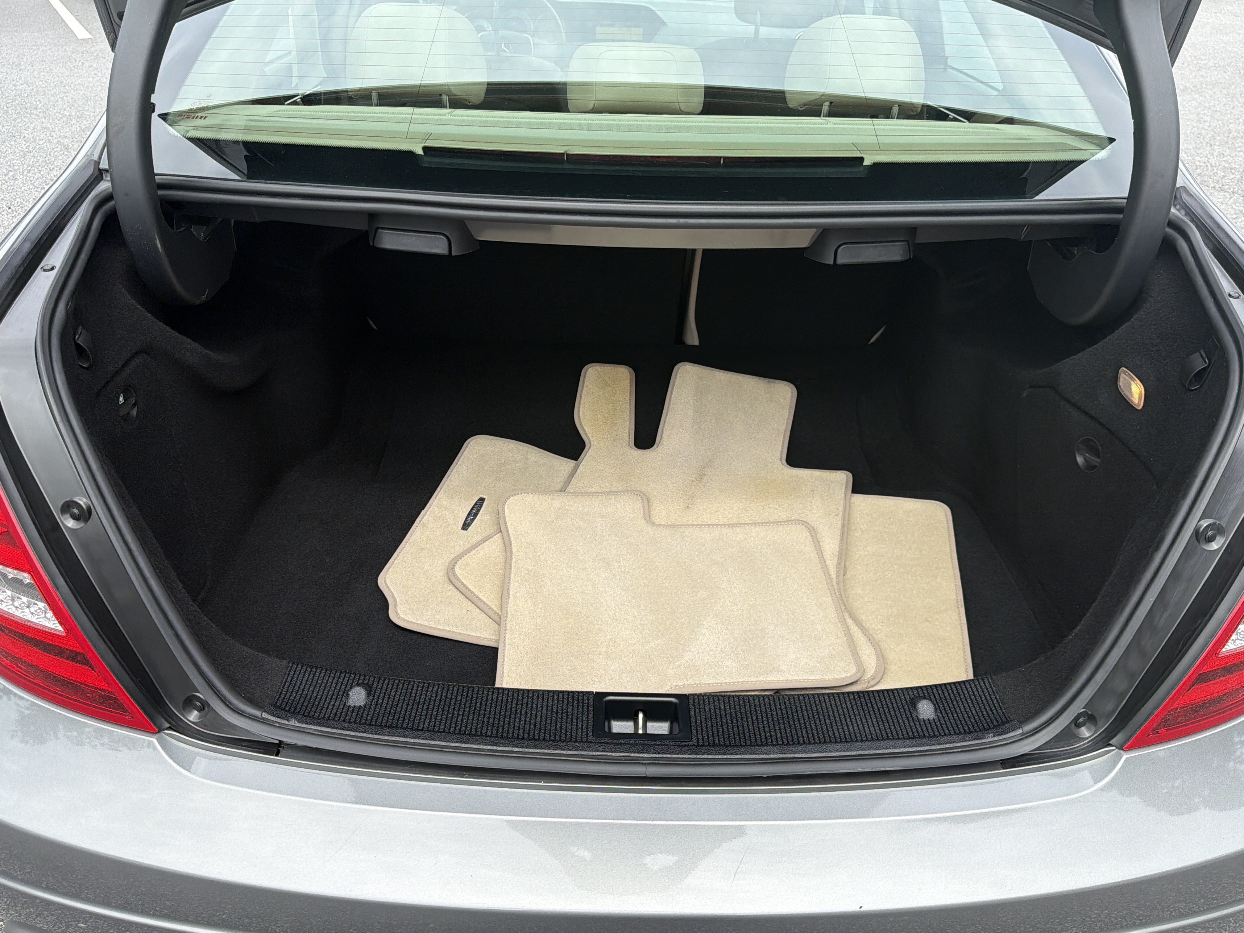 Used 2012 Mercedes-Benz C 300 4MATIC Sedan image 29