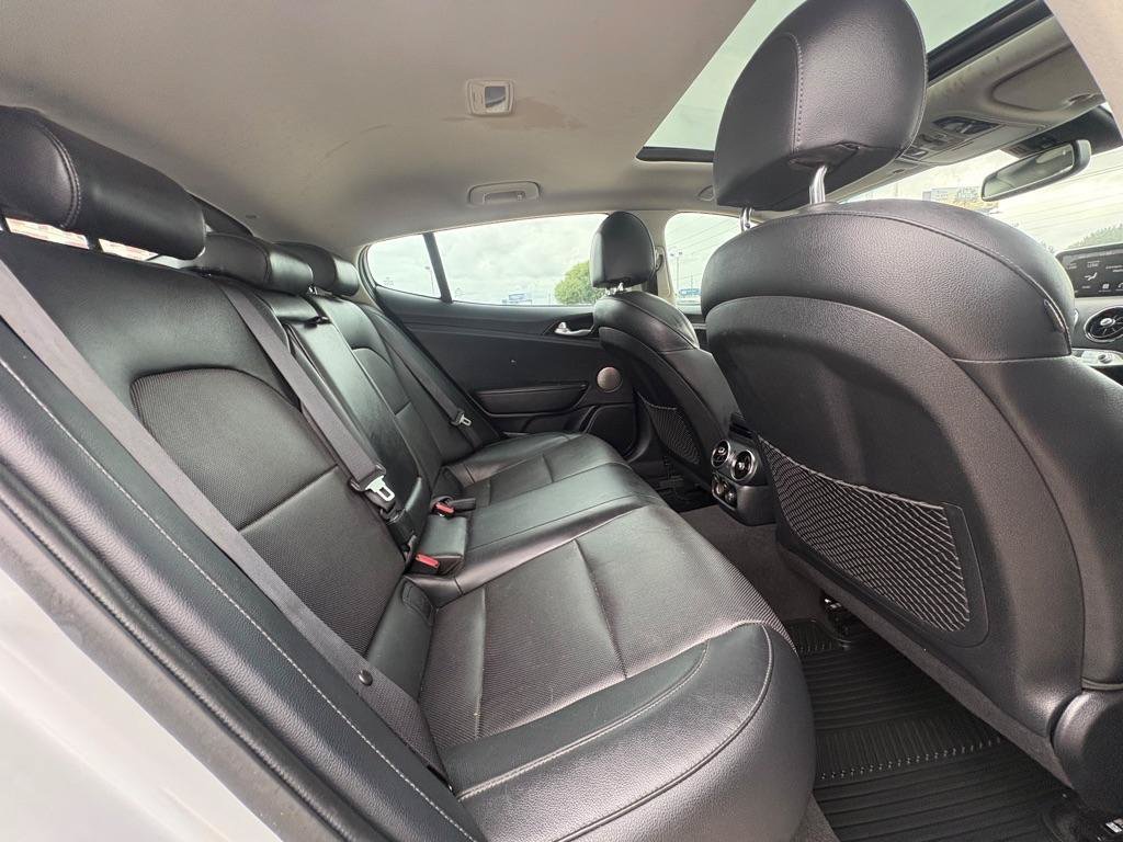 Used 2018 Kia Stinger Premium RWD image 11