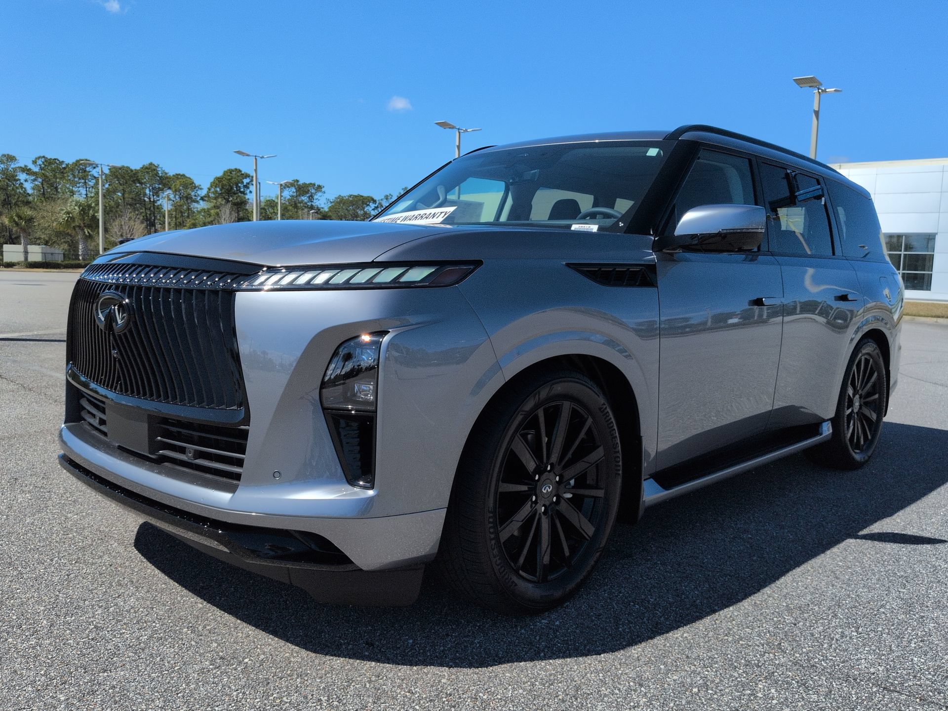 New 2026 INFINITI QX80 Luxe w/ Cargo Package AWD/4WD image 9