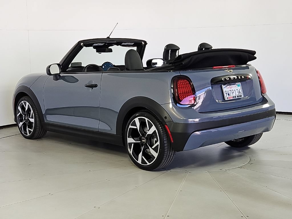 Used 2026 MINI Cooper S FWD image 9