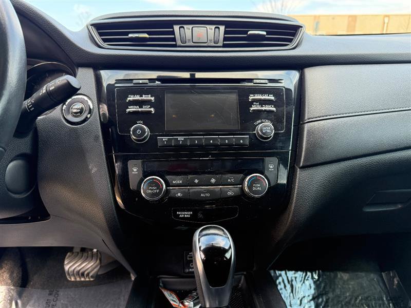 Used 2017 Nissan Rogue SV w/ Midnight Edition AWD/4WD image 47