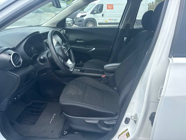 Used 2023 Nissan Kicks SV w/ Interior Electronics Package FWD image 21