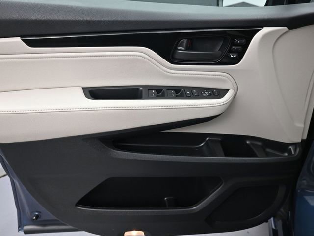 Certified 2025 Honda Odyssey Touring image 20