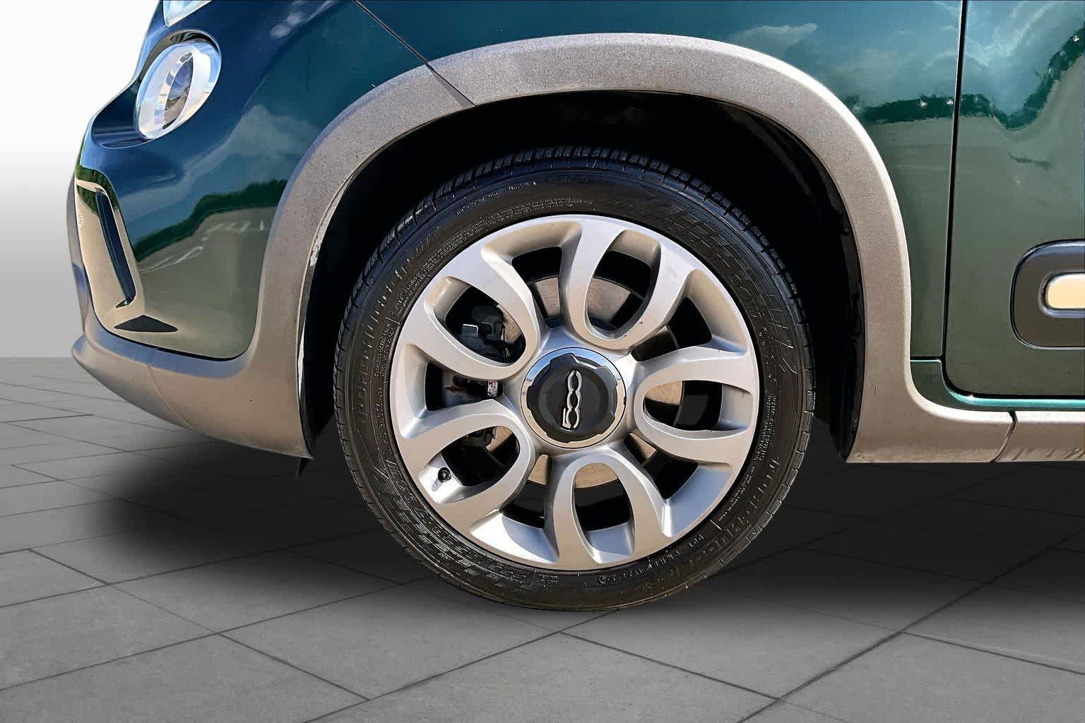 Used 2016 FIAT 500L Trekking FWD image 10
